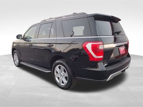 Used 2020 Ford Expedition XLT w/ Equipment Group 202A image 4