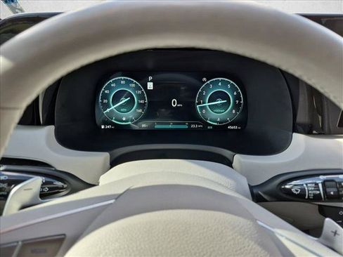 Used 2024 Hyundai Palisade Limited FWD image 9