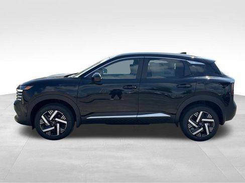 New 2026 Nissan Kicks SV image 5