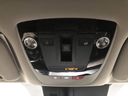 Certified 2023 Kia Sorento X-Line EX image 32