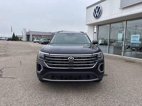 New 2026 Volkswagen Atlas SE image 3