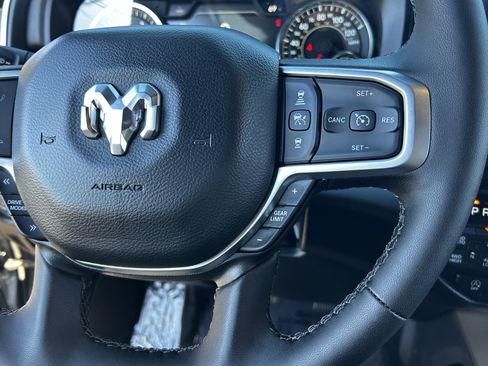 Used 2025 RAM 1500 Big Horn image 24