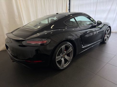 Certified 2019 Porsche 718 Cayman S RWD image 9