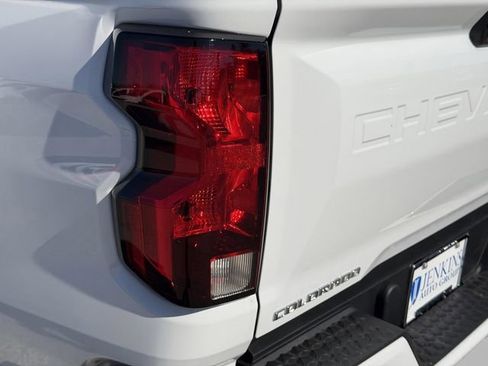 New 2025 Chevrolet Colorado LT RWD image 9