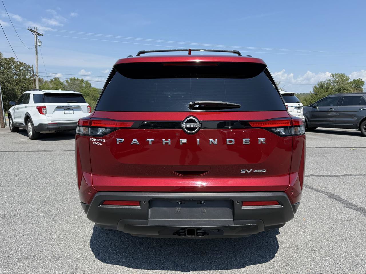 Used 2022 Nissan Pathfinder SV AWD/4WD image 5