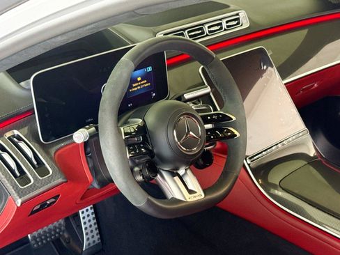 Used 2025 Mercedes-Benz S 63 AMG S image 16