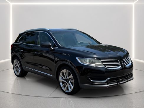 Used 2016 Lincoln MKX Reserve w/ Climate Package AWD/4WD image 7