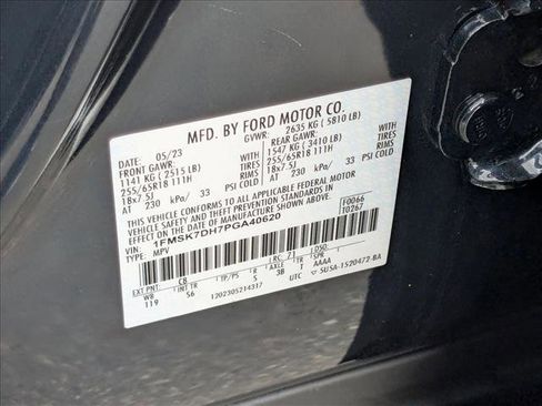 Used 2023 Ford Explorer XLT w/ Equipment Group 202A RWD image 26