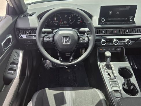 Certified 2025 Honda Civic Sport image 12