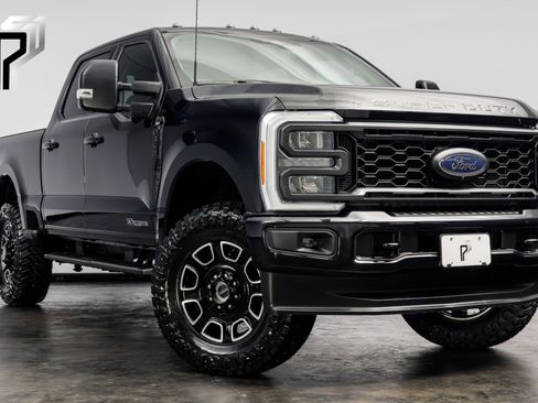 Used 2023 Ford F350 XLT w/ XLT Premium Package AWD/4WD image 1