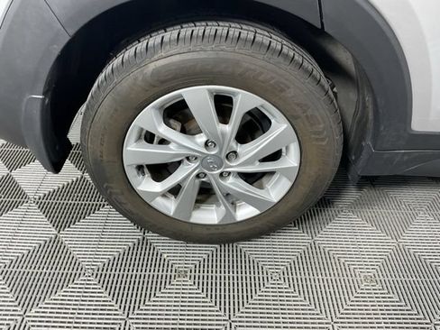 Used 2020 Hyundai Tucson Value AWD/4WD image 15
