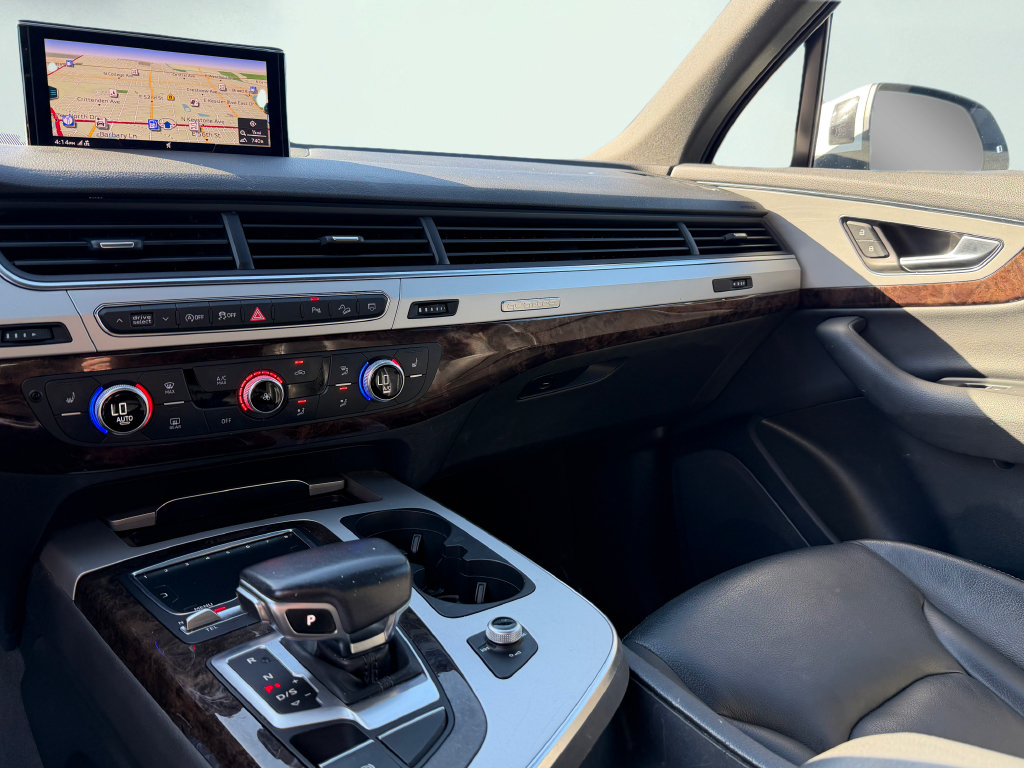 Used 2019 Audi Q7 2.0T Premium w/ Convenience Package AWD/4WD image 34
