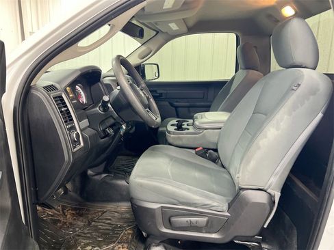 Used 2018 RAM 1500 Express image 17