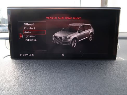 Used 2018 Audi Q7 3.0T Prestige image 22