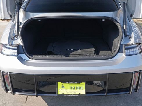 Used 2023 Hyundai Ioniq 6 SEL image 9