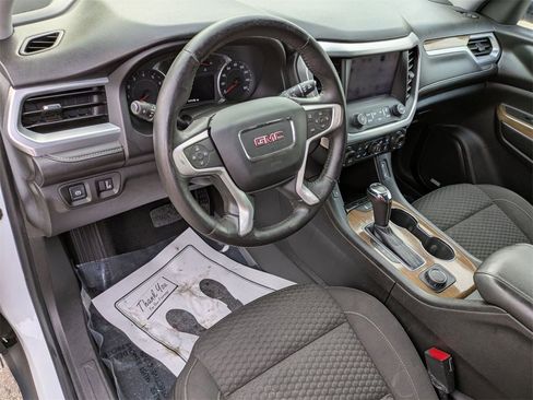 Used 2017 GMC Acadia SLE image 11