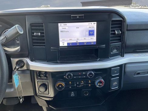 Certified 2025 Ford F250 XLT image 10