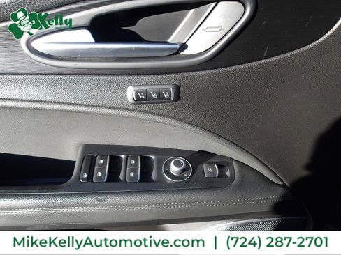 Used 2018 Alfa Romeo Stelvio AWD image 14