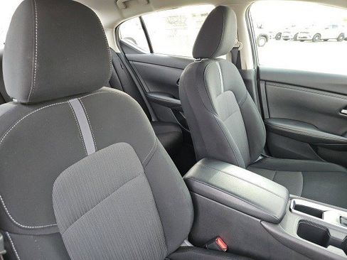 Used 2024 Nissan Sentra SV image 12