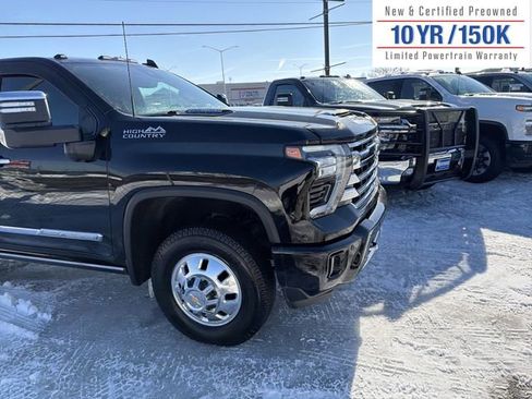Used 2024 Chevrolet Silverado 3500 High Country w/ High Country Premium Package image 4