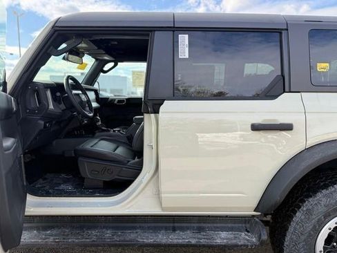 New 2026 Ford Bronco Outer Banks w/ Sasquatch Package image 10