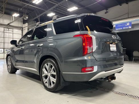 Used 2022 Hyundai Palisade Limited w/ Cargo Package AWD/4WD image 5