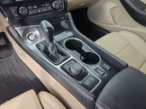 Used 2017 Nissan Maxima 3.5 SL image 28