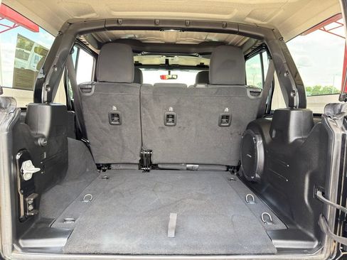 Used 2022 Jeep Wrangler Unlimited Sport AWD/4WD image 29
