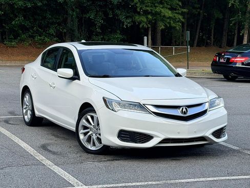 Used 2018 Acura ILX FWD image 4