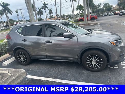 Used 2020 Nissan Rogue S image 1