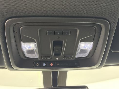 Certified 2023 Chevrolet Silverado 3500 High Country image 35