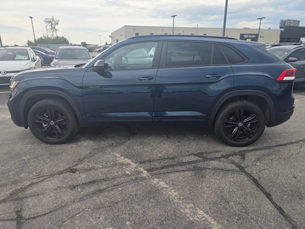 Used 2023 Volkswagen Atlas Cross Sport SEL R-Line AWD/4WD image 1