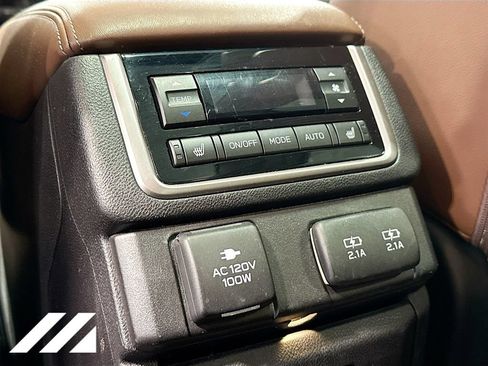 Used 2019 Subaru Ascent Touring w/ Popular Package #3 AWD/4WD image 28