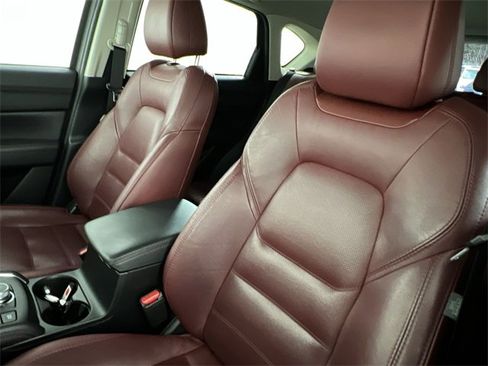 Certified 2023 MAZDA CX-5 Carbon Edition image 12