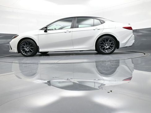 Certified 2025 Toyota Camry XSE image 33