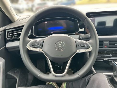 New 2026 Volkswagen Jetta SE FWD image 15