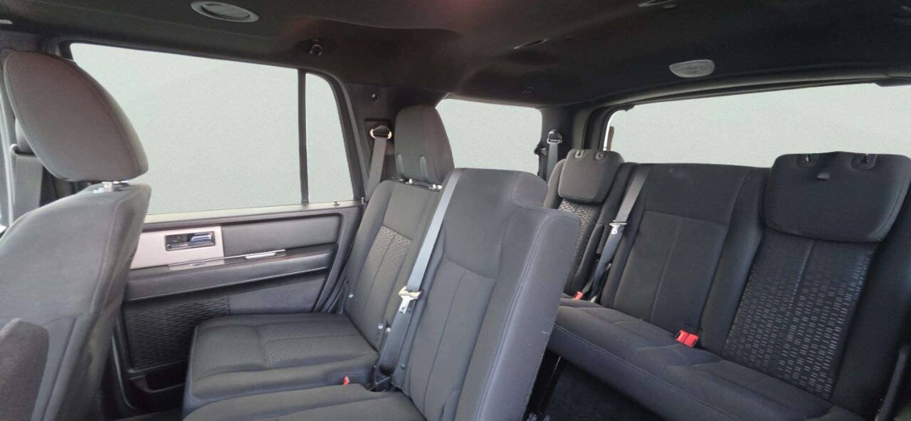 Used 2017 Ford Expedition XLT AWD/4WD image 8