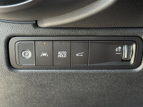 New 2026 Chevrolet Equinox EV RS image 17