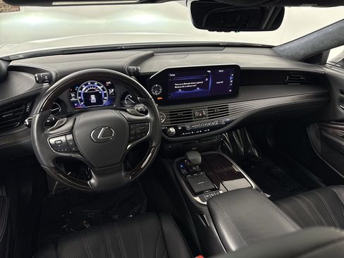 Used 2021 Lexus LS 500 AWD w/ Interior Upgrade Package image 9