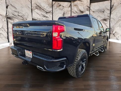 Used 2019 Chevrolet Silverado 1500 LT Trail Boss w/ Convenience Package image 6