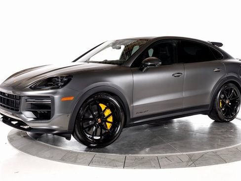 Used 2025 Porsche Cayenne Turbo GT image 1