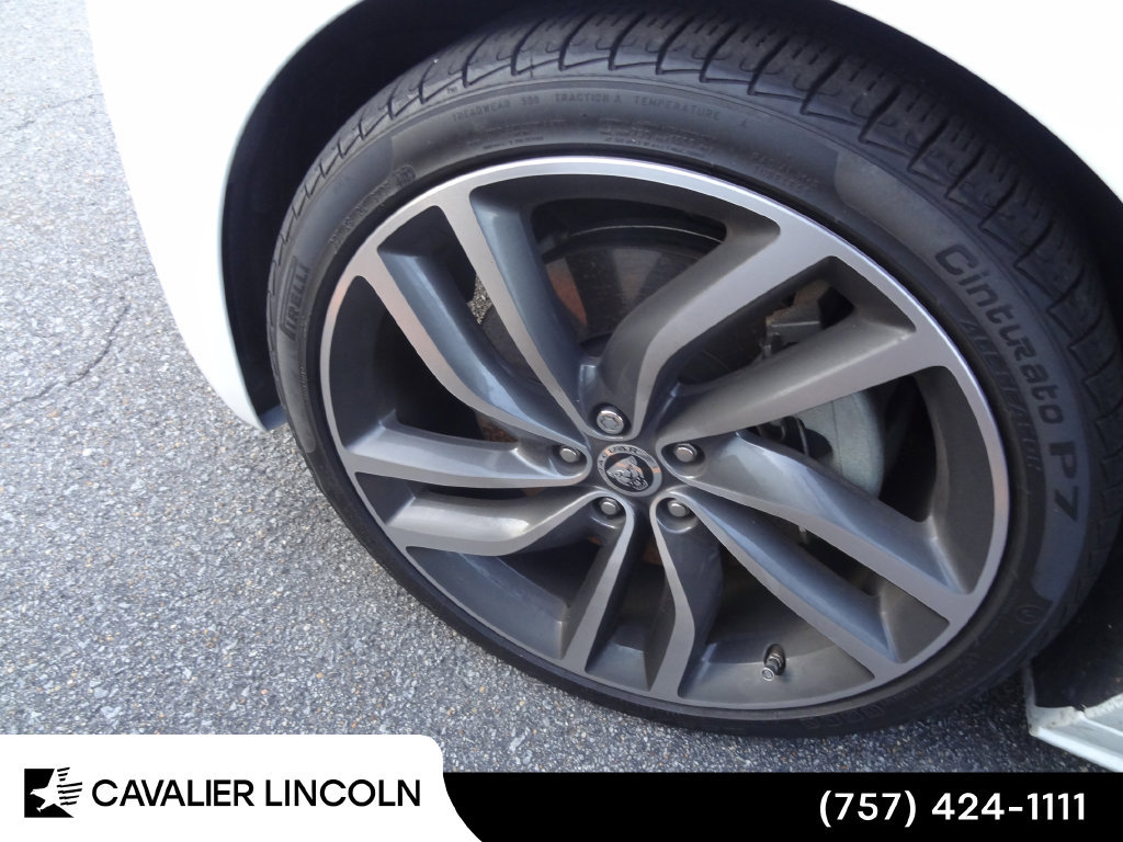 Used 2024 Jaguar XF R-Dynamic SE AWD/4WD image 17