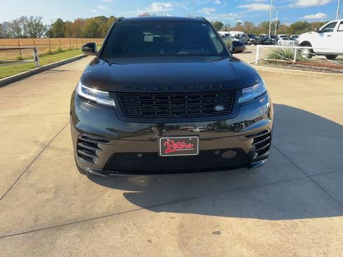 Used 2025 Land Rover Range Rover Velar Dynamic SE image 4