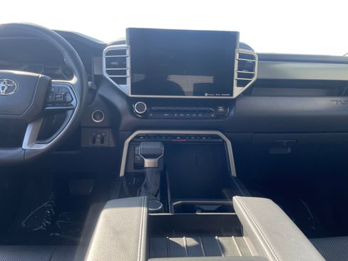 Used 2022 Toyota Tundra SR5 image 15