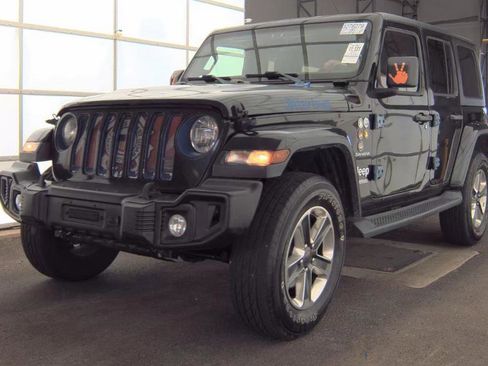 Used 2020 Jeep Wrangler Unlimited Sahara AWD/4WD image 1