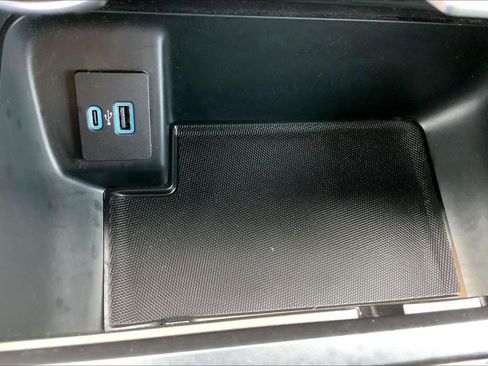 Certified 2022 Ford F150 XLT w/ Equipment Group 302A High image 35