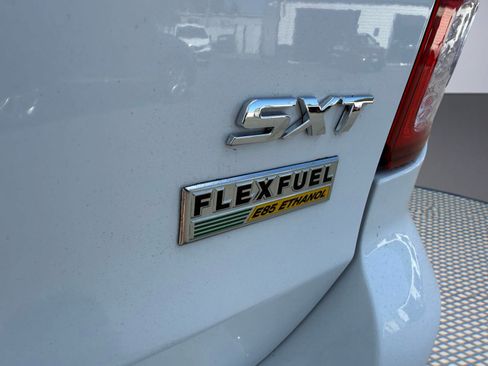 Used 2018 Dodge Grand Caravan SXT FWD image 6