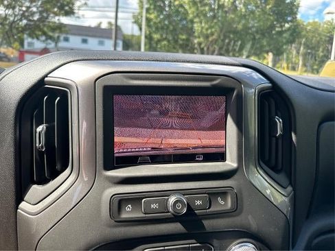 New 2025 GMC Sierra 2500 Pro w/ Convenience Package image 14