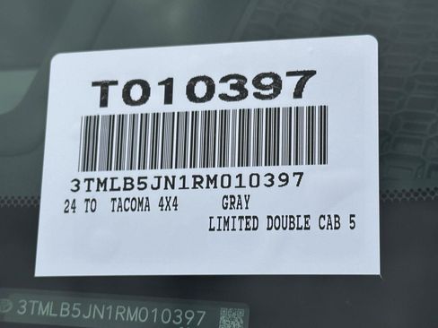 Certified 2024 Toyota Tacoma Limited w/ Limited Package (LT) AWD/4WD image 60