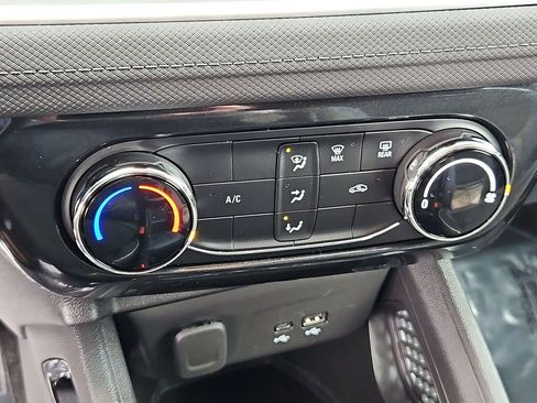 Certified 2025 Chevrolet TrailBlazer LT image 33